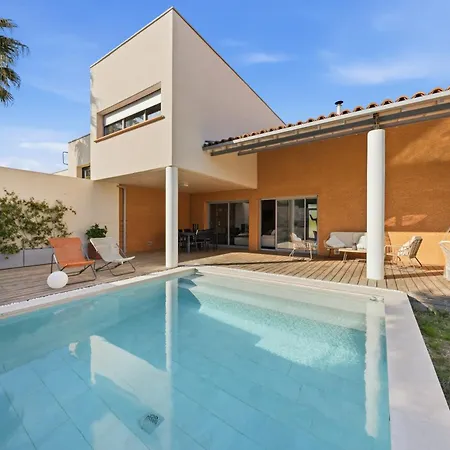 Carignan - Piscine & Jacuzzi -